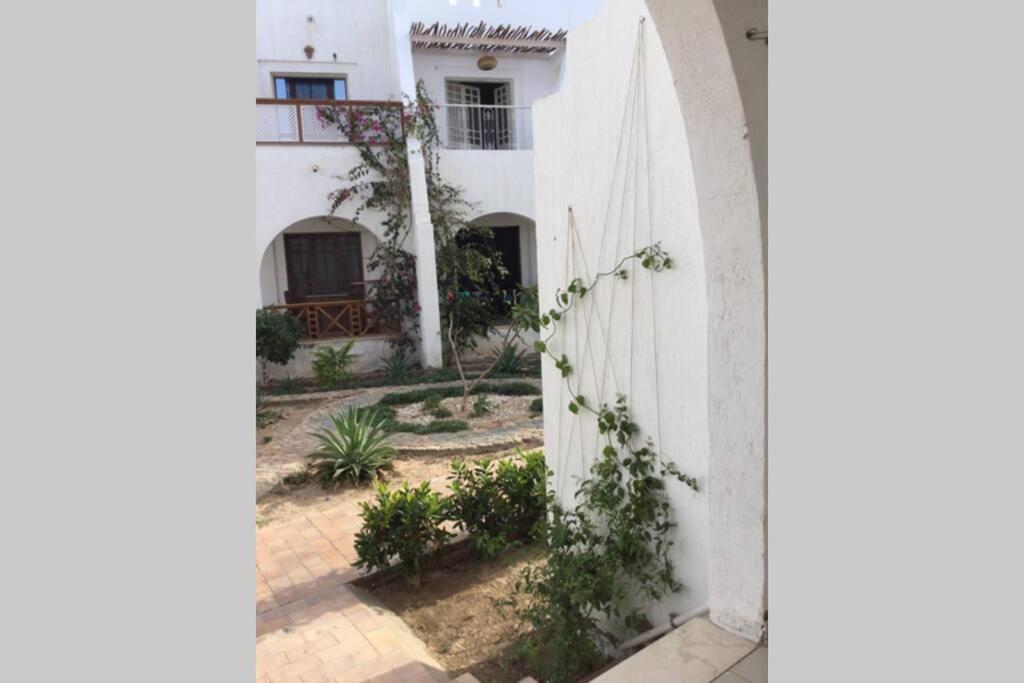 Beyt Alzohour - Casa Dei Fiori Διαμέρισμα Νταχάμπ Εξωτερικό φωτογραφία